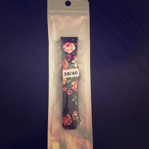 38/40 Apple Watch band NWT